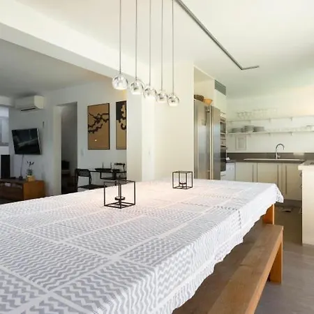 Villa Luna Bay *